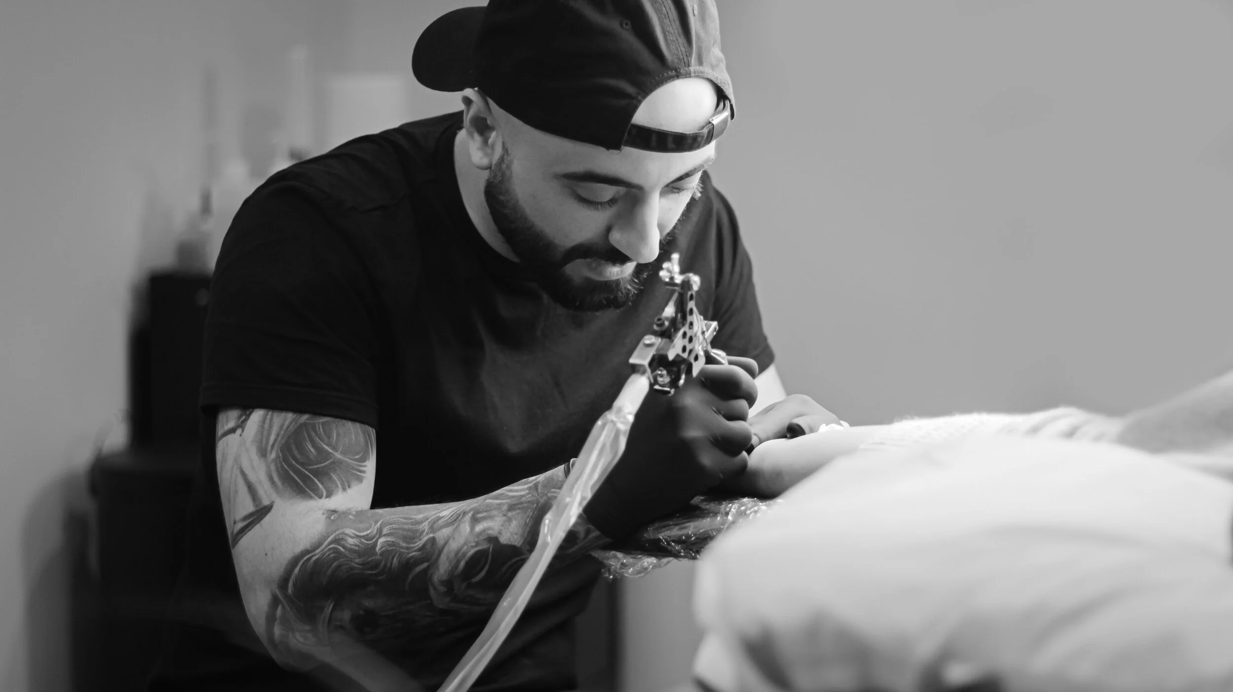 Portrait of artist Johnnie Dagger